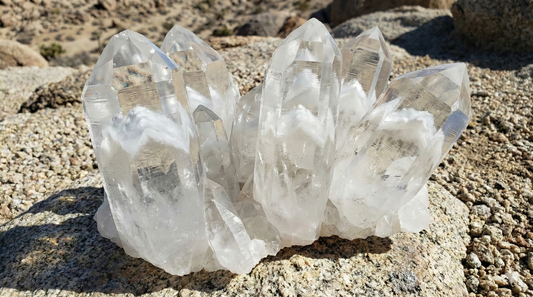 Snow Phantom Quartz Knowledge - aerse