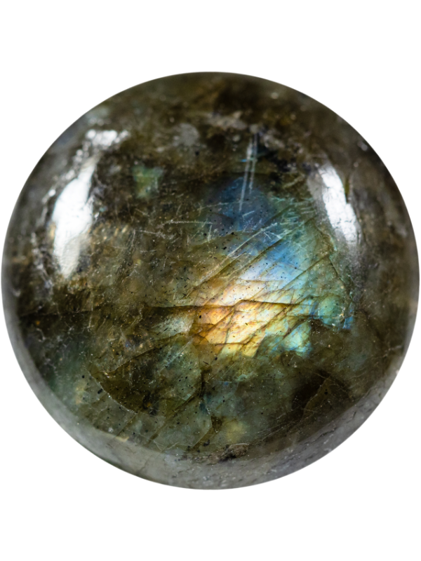 A World Within a Stone: Discovering the Magic of Phantom Crystals - aerse