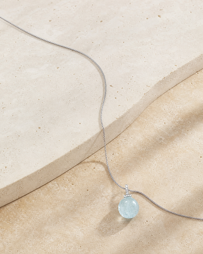 Aquamarine interchangeable pendant necklace, crystal still-life detail